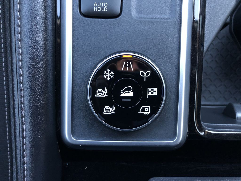 2022 Nissan Pathfinder Image 28