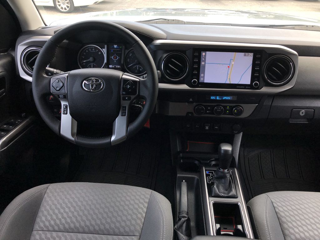 2021 Toyota Tacoma Image 19