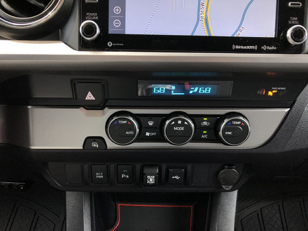 2021 Toyota Tacoma Image 34