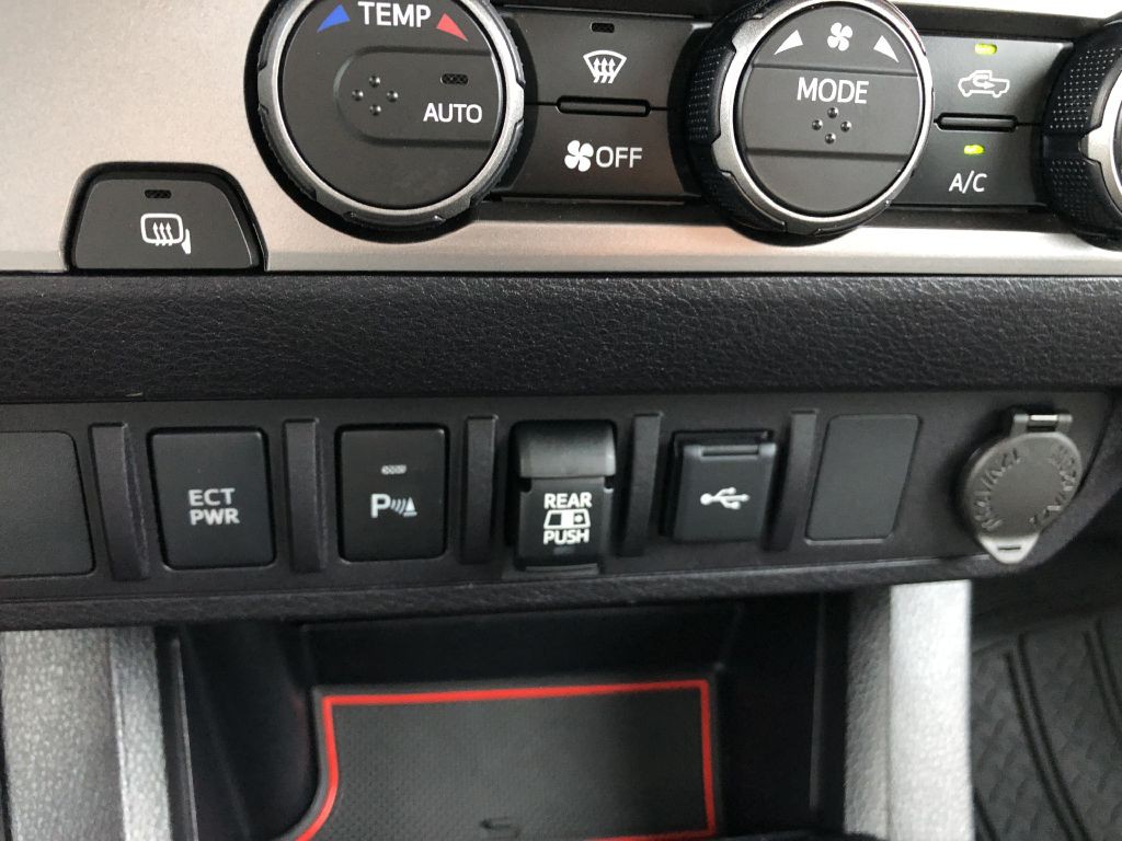 2021 Toyota Tacoma Image 35