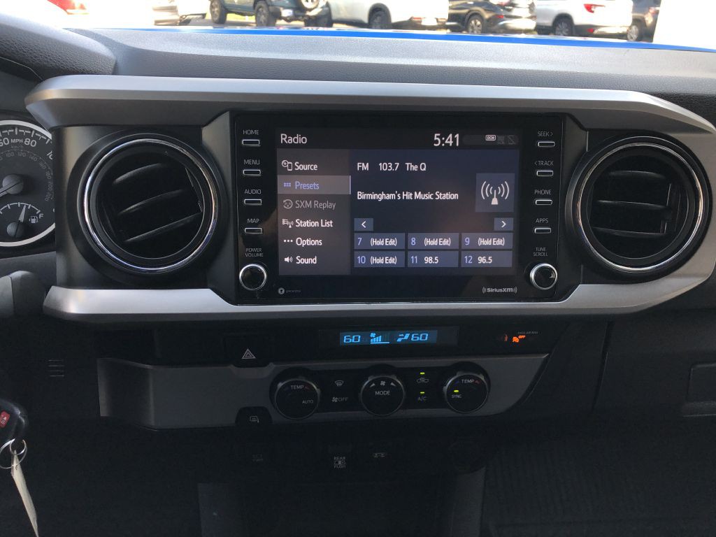 2021 Toyota Tacoma Image 24