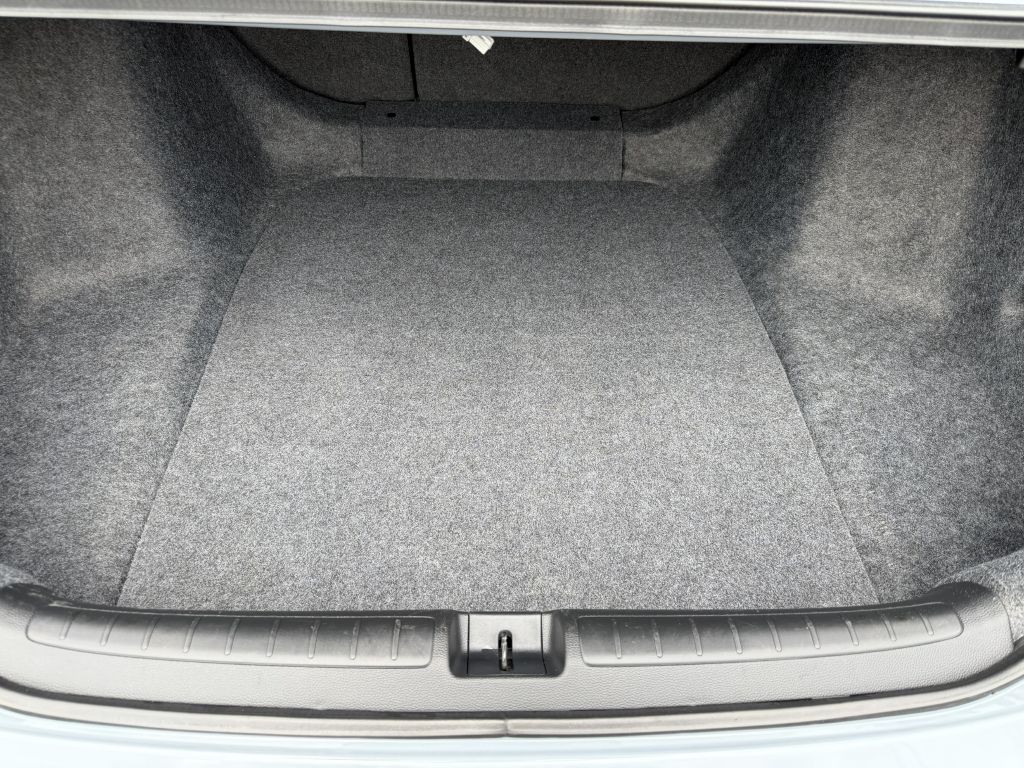 2022 Honda Accord Image 9