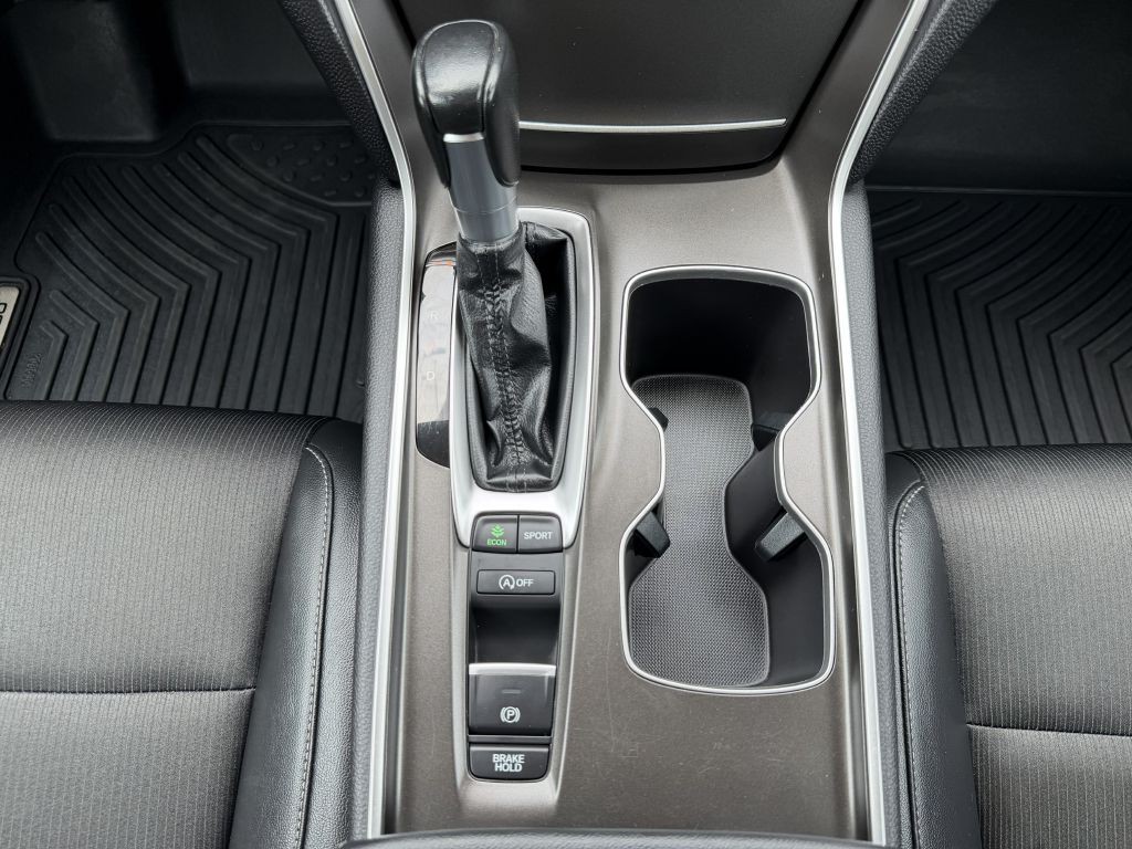 2022 Honda Accord Image 22