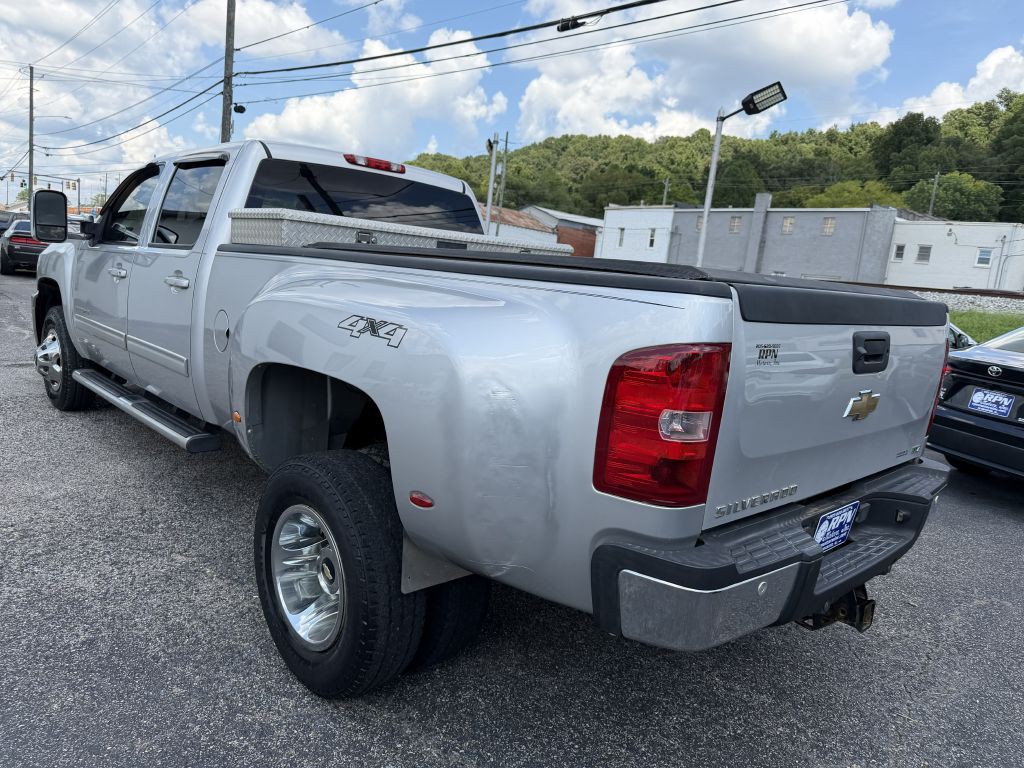 2011 Chevrolet Silverado 1500 Image 8