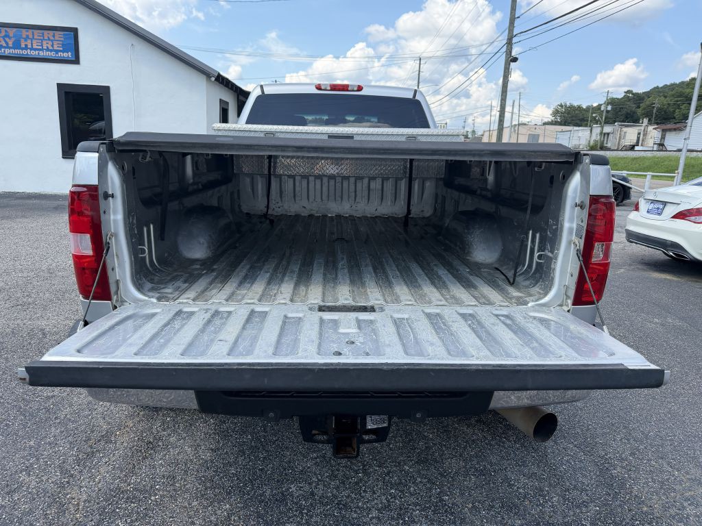 2011 Chevrolet Silverado 1500 Image 10