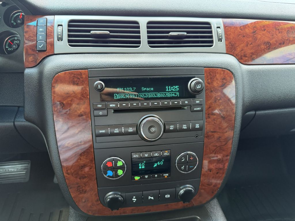 2011 Chevrolet Silverado 1500 Image 32
