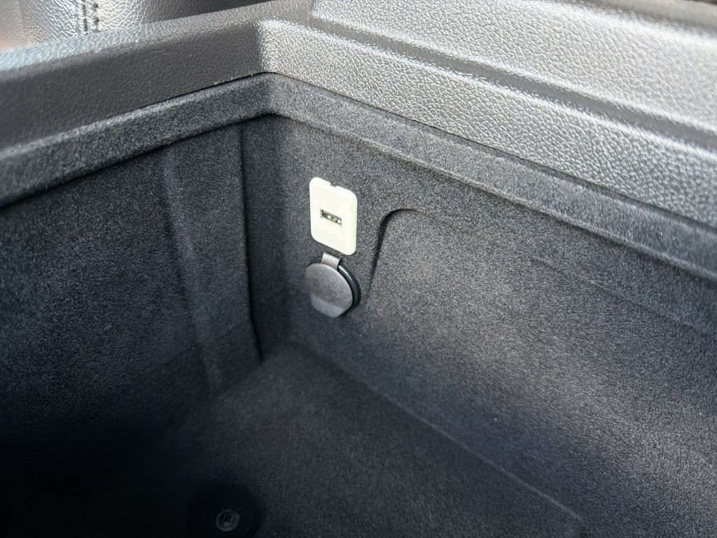 2011 Chevrolet Silverado 1500 Image 35