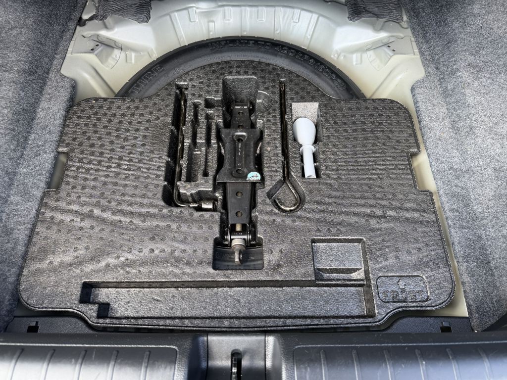 2019 Honda Accord Image 10