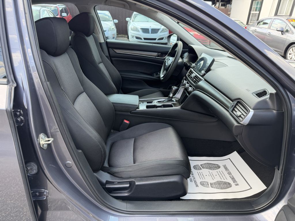 2019 Honda Accord Image 15
