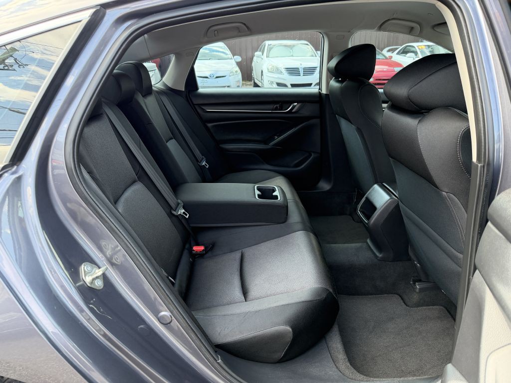 2019 Honda Accord Image 16