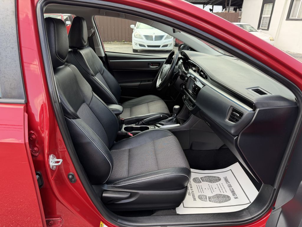 2016 Toyota Corolla Image 12