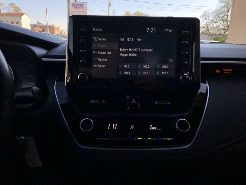 2020 Toyota Corolla Image 19