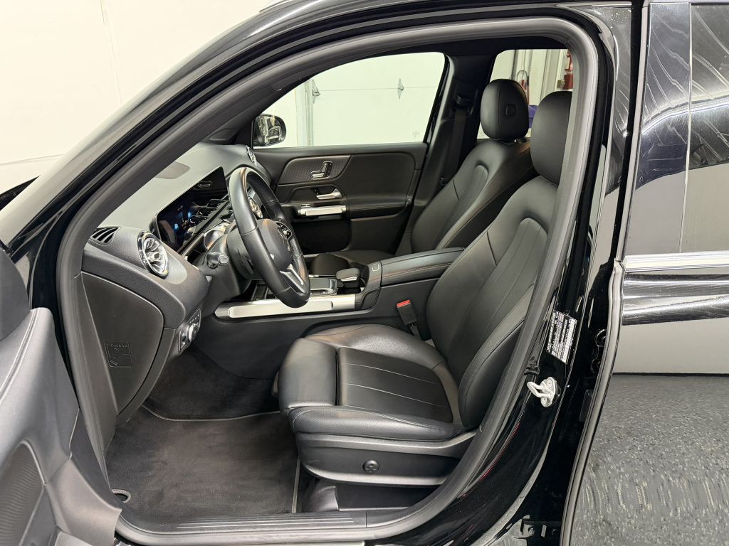 2021 Mercedes-Benz GLB Image 11