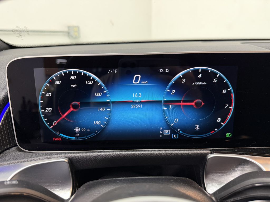 2021 Mercedes-Benz GLB Image 14