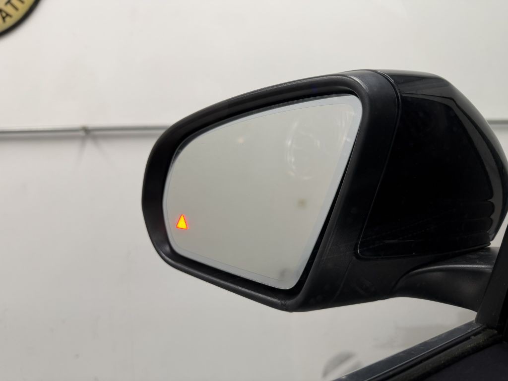 2021 Mercedes-Benz GLB Image 23