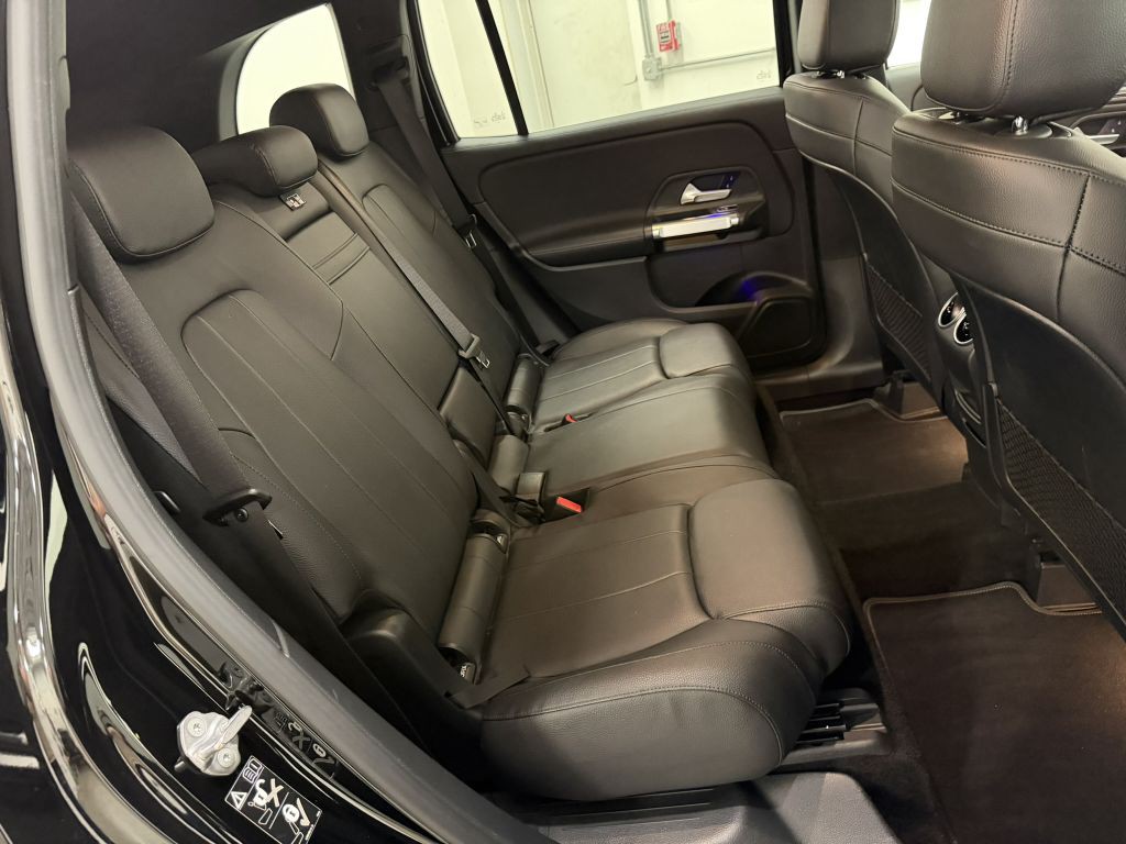 2021 Mercedes-Benz GLB Image 30