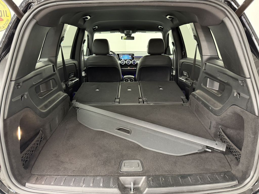 2021 Mercedes-Benz GLB Image 43