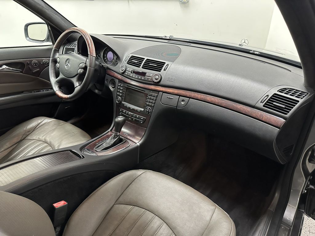 2007 Mercedes-Benz E-Class Image 25
