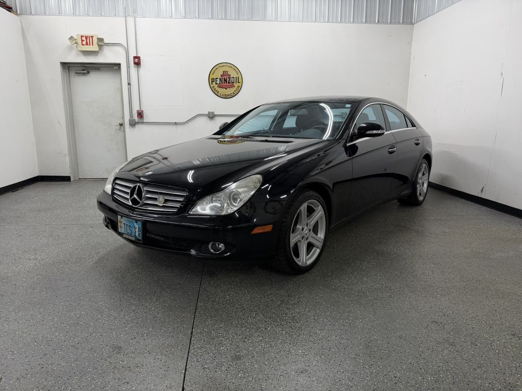 2007 Mercedes-Benz CLS-Class Image 2