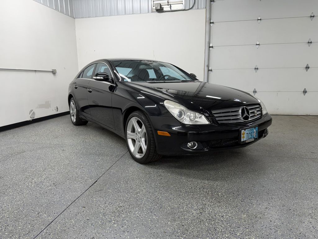 2007 Mercedes-Benz CLS-Class Image 4