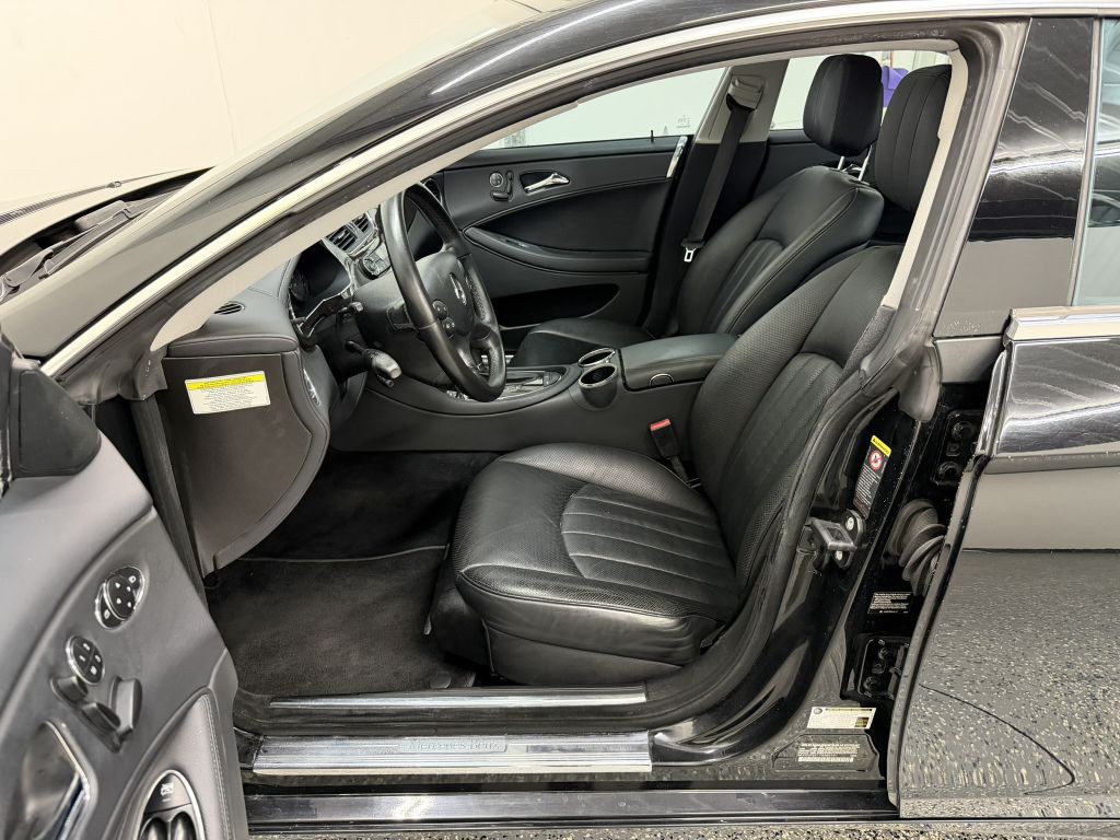 2007 Mercedes-Benz CLS-Class Image 9