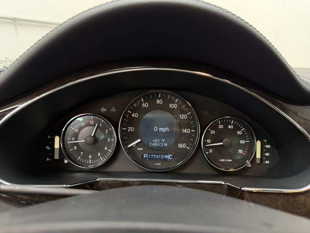 2007 Mercedes-Benz CLS-Class Image 13