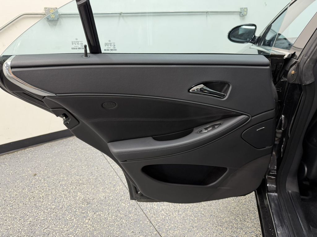 2007 Mercedes-Benz CLS-Class Image 29