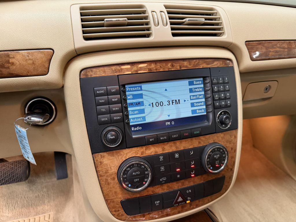 2007 Mercedes-Benz R-Class Image 12