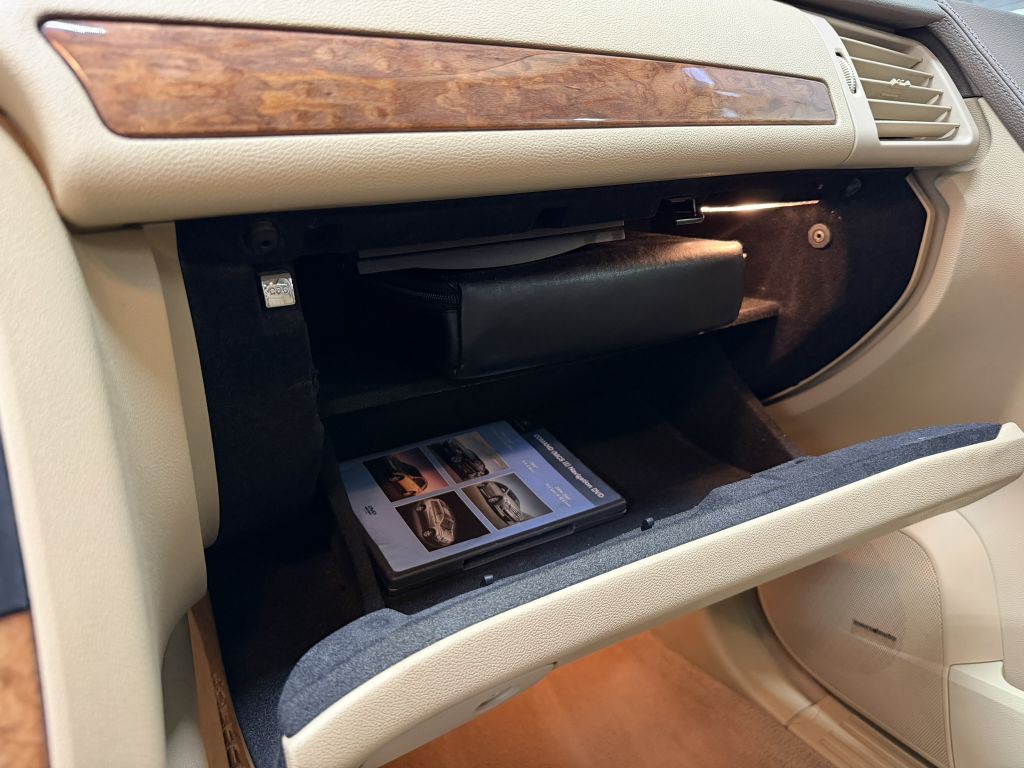 2007 Mercedes-Benz R-Class Image 15