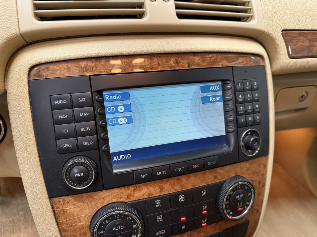 2007 Mercedes-Benz R-Class Image 16