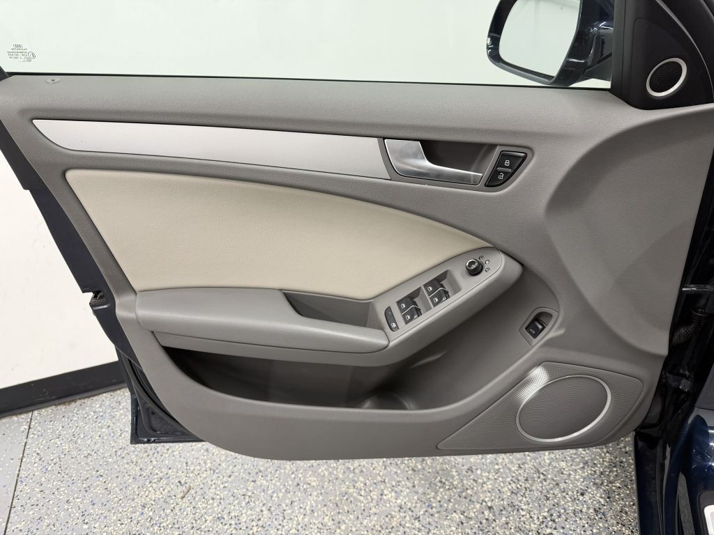 2011 Audi A4 Image 8