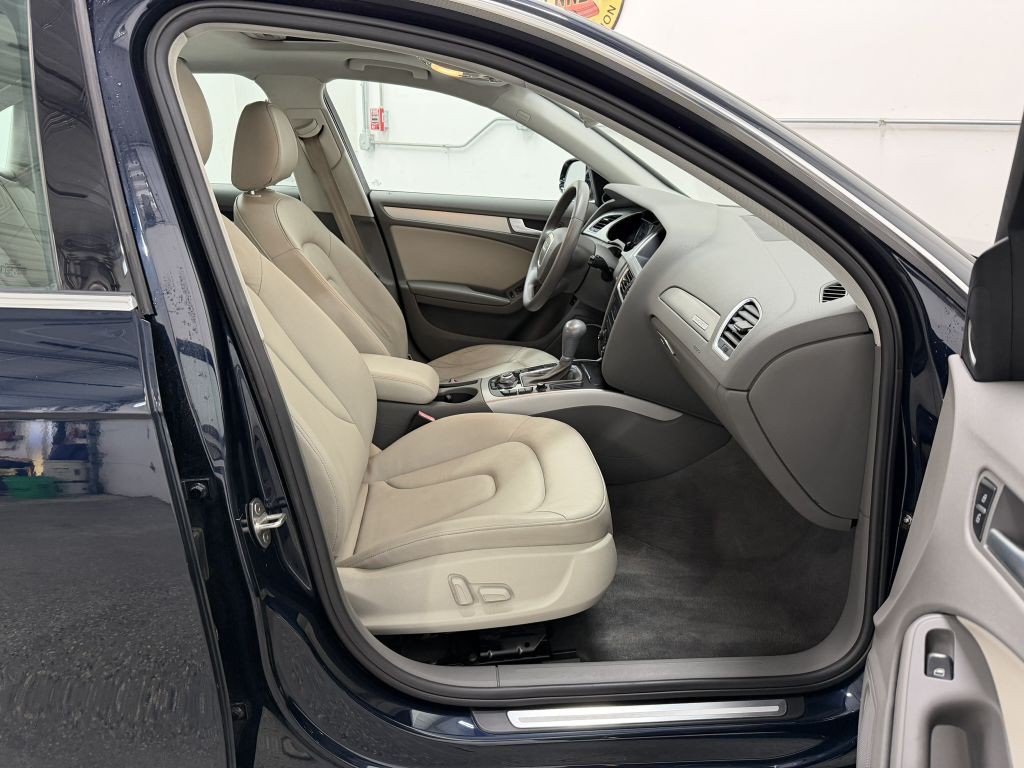 2011 Audi A4 Image 21