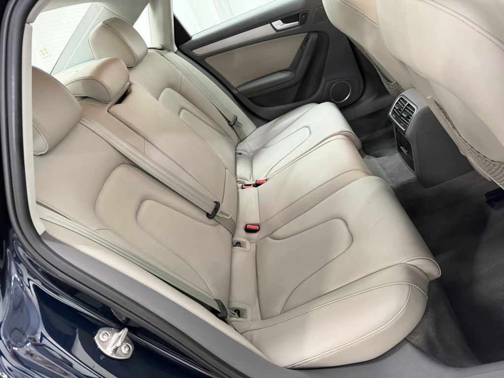 2011 Audi A4 Image 27