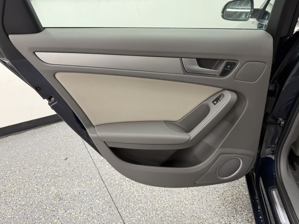 2011 Audi A4 Image 28