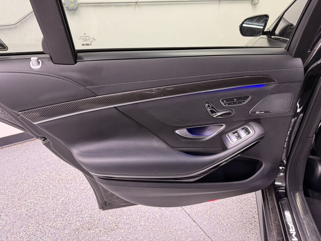 2015 Mercedes-Benz S-Class Image 13