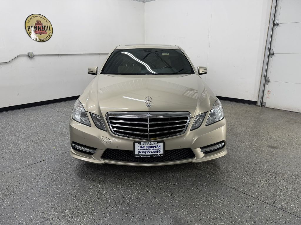 2012 Mercedes-Benz E-Class Image 2