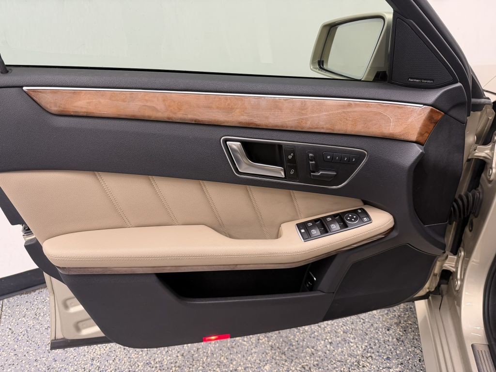 2012 Mercedes-Benz E-Class Image 7
