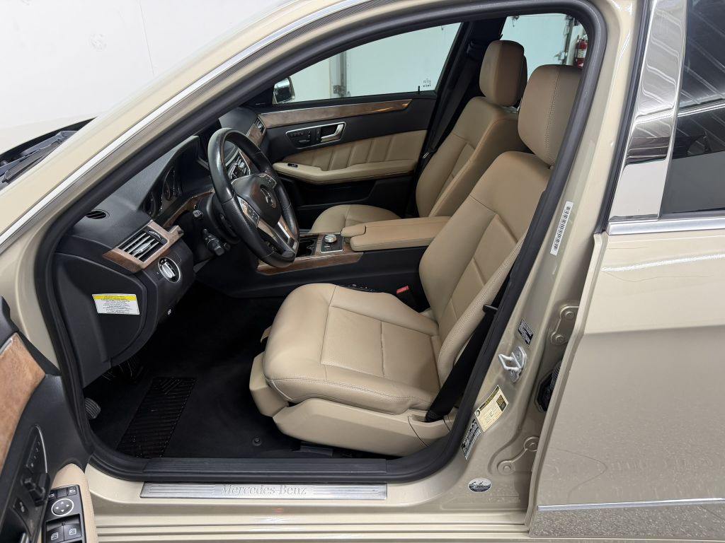 2012 Mercedes-Benz E-Class Image 9