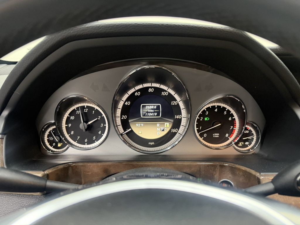 2012 Mercedes-Benz E-Class Image 17