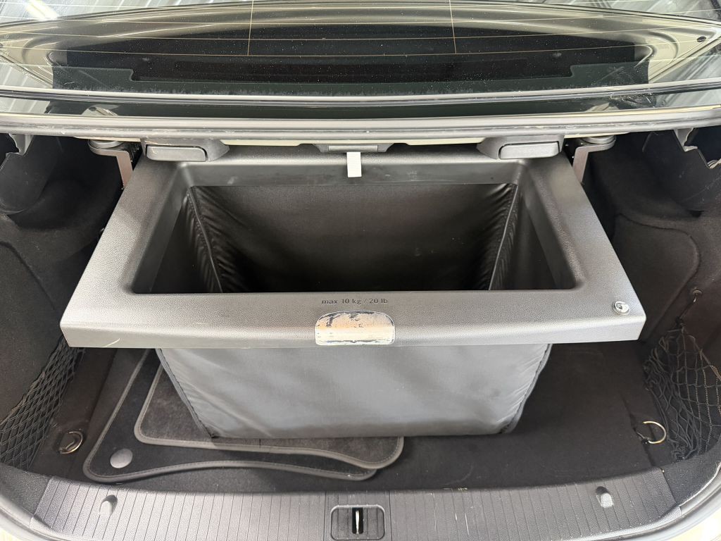 2012 Mercedes-Benz E-Class Image 36