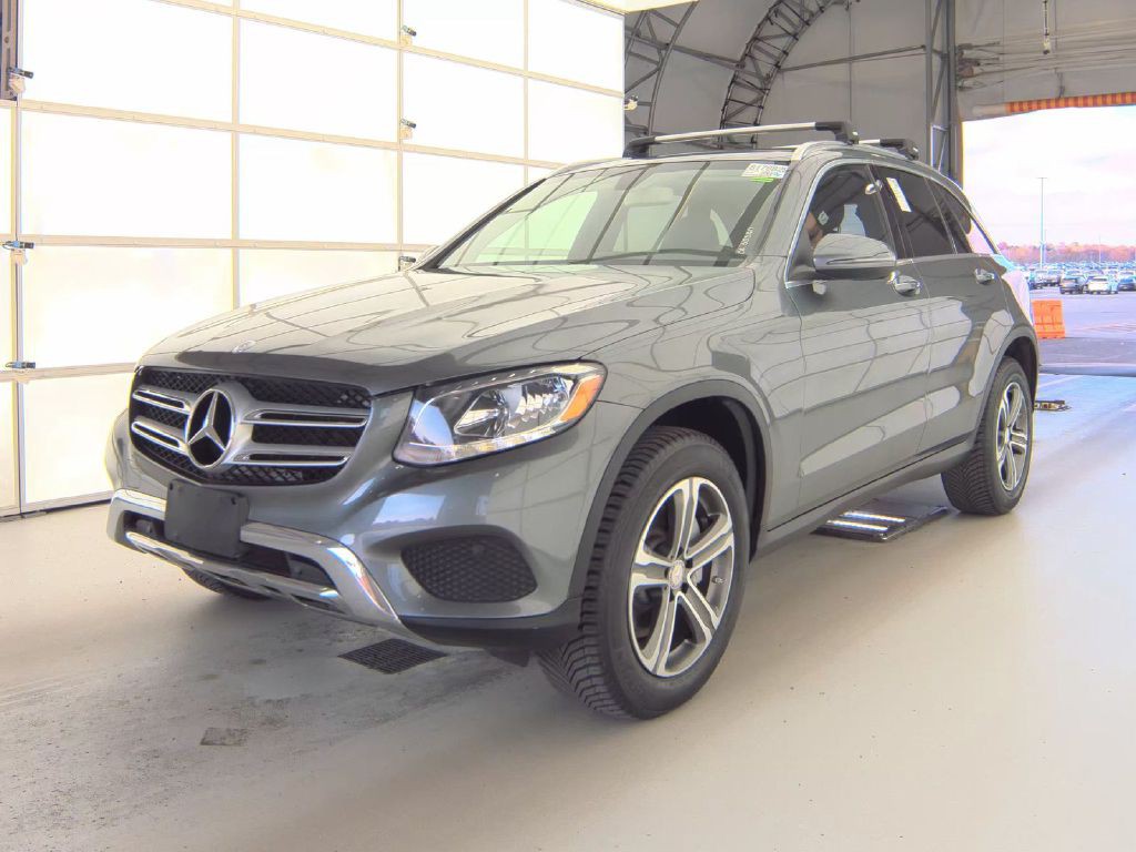 2016 Mercedes-Benz GLC-Class Image 1