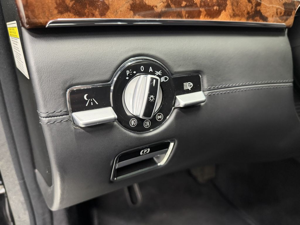 2007 Mercedes-Benz S-Class Image 15