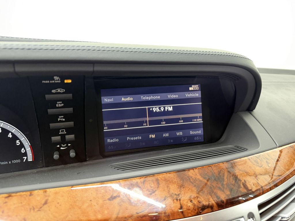 2007 Mercedes-Benz S-Class Image 17