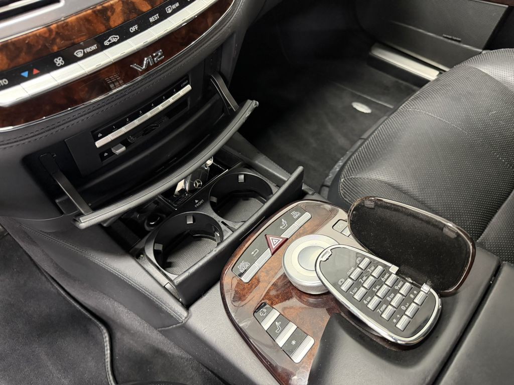 2007 Mercedes-Benz S-Class Image 24