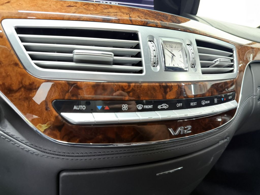 2007 Mercedes-Benz S-Class Image 26