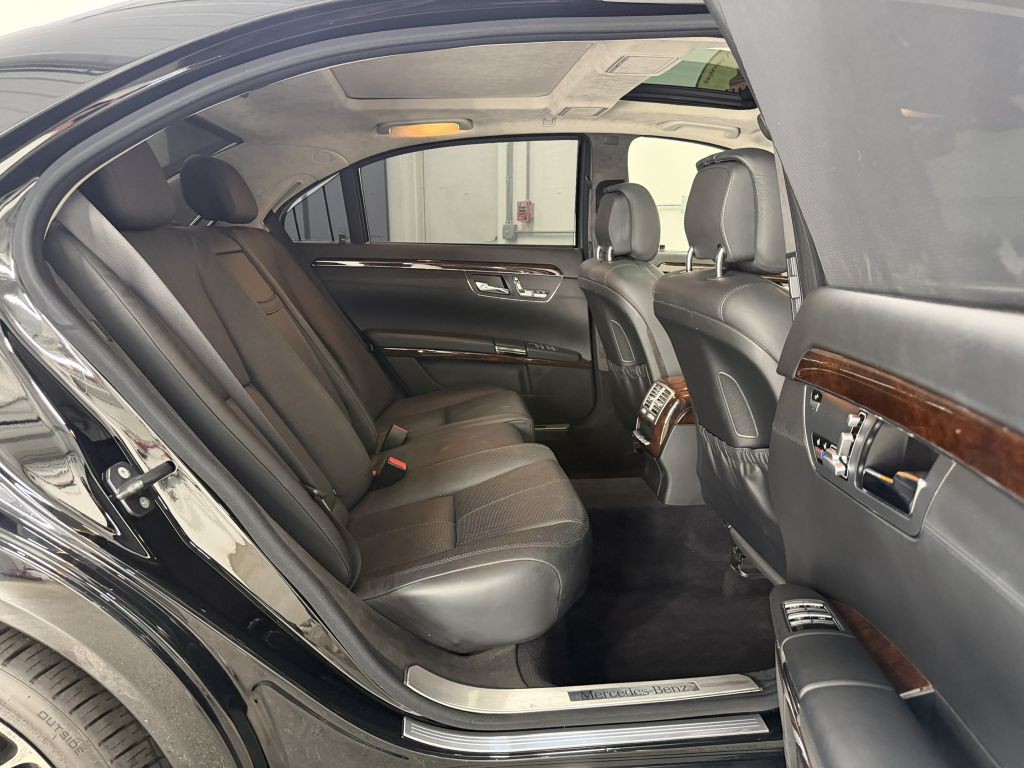2007 Mercedes-Benz S-Class Image 38