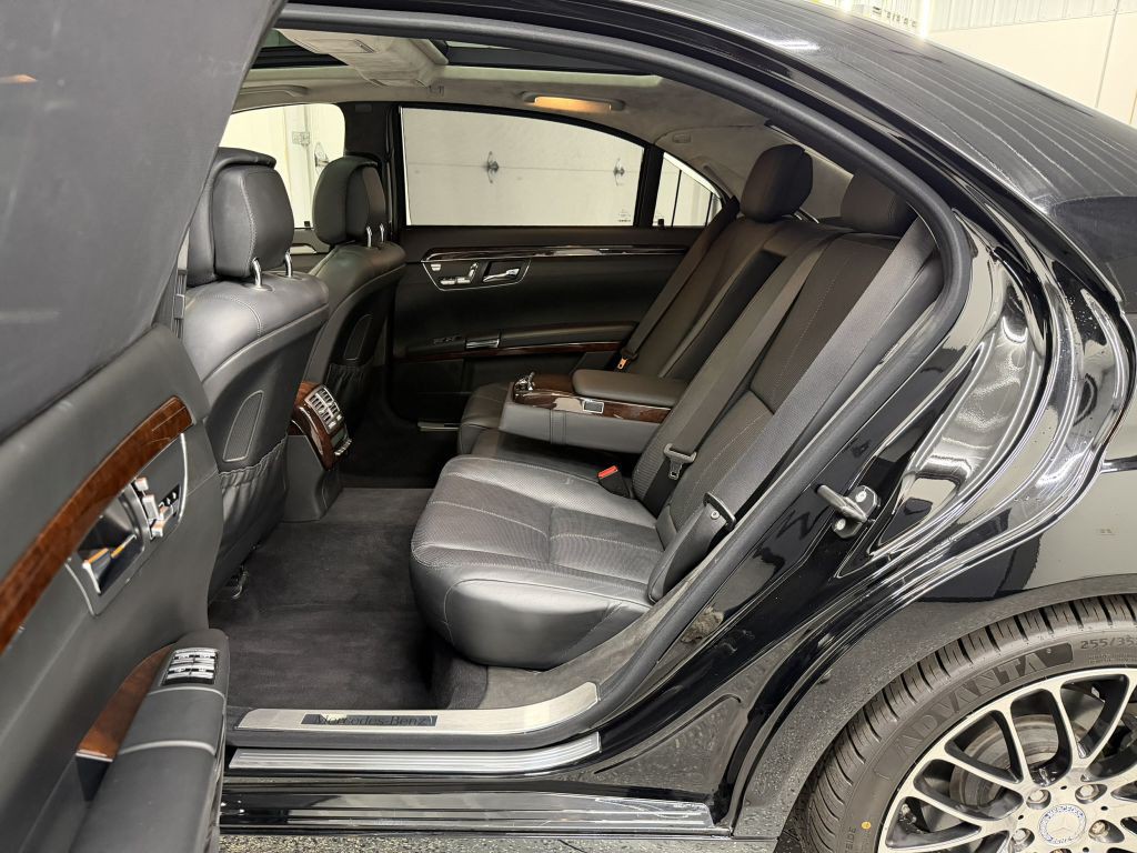 2007 Mercedes-Benz S-Class Image 46