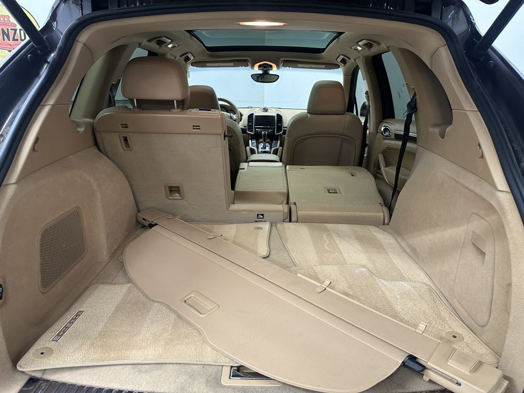 2014 Porsche Cayenne Image 39