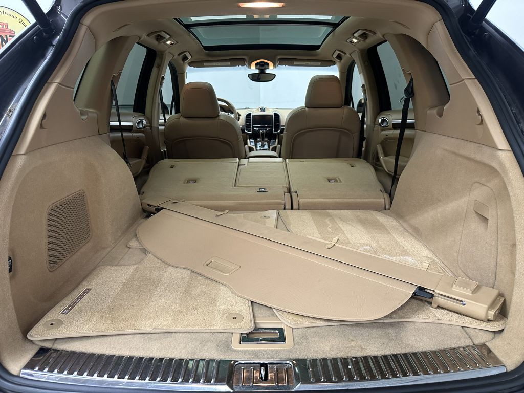 2014 Porsche Cayenne Image 40