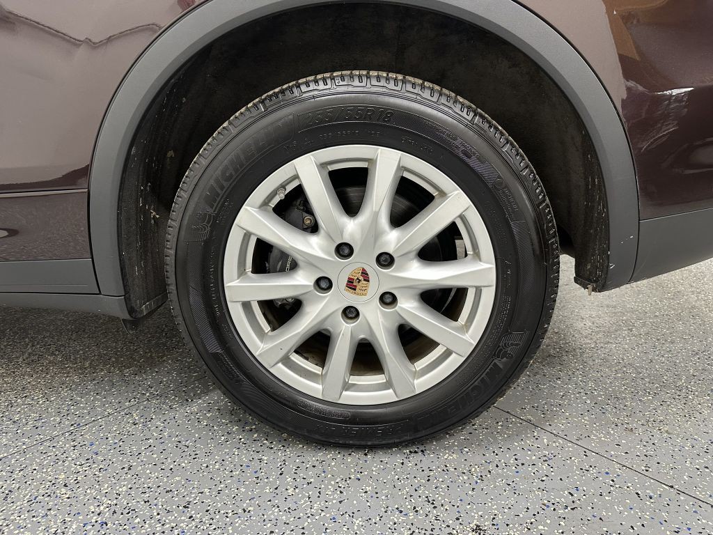 2014 Porsche Cayenne Image 44